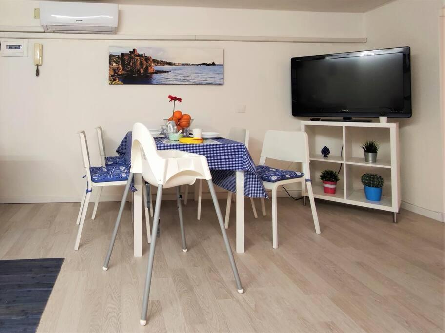 Central Apartments Mezzanine - 1 Min To Via Etnea Катания Екстериор снимка